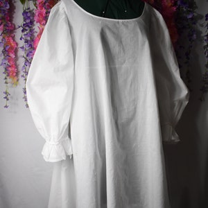 Historical Fantasy Long-Sleeved Chemise