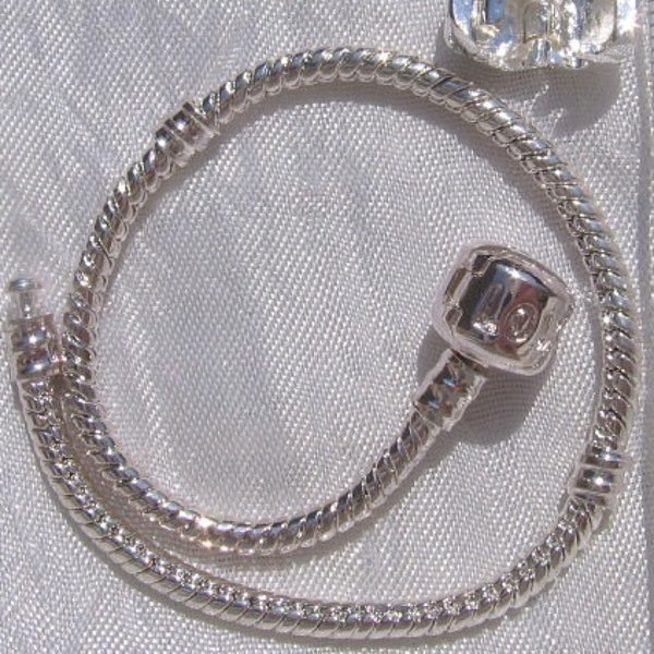 Bracelet argenté, bracelet serpent, fermoir clip, clip argenté, chaine argenté, longueur 15cm, 16cm, 17cm, 18cm, 19cm, 20cm, 21cm, 22cm, G2