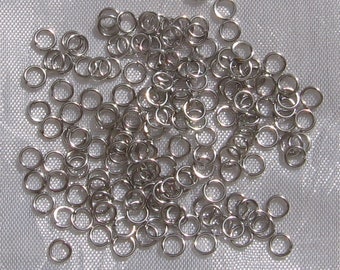 Set of 23g, 650 rings approx, rings of 4mm, junction rings, 4x0.7mm, silver rings, thickness 0.7mm, unwelded rings, A101