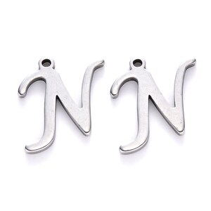 Stainless steel letter charm, alphabet letter, calligraphic letter, 10mm x 14mm, letters A to Z (your choice), letter pendant, IN70 Lettre N - IN70.N