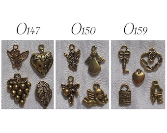 Breloques dorées, breloque fruits, breloques anges, pendentifs anges, chérubins, coeur, cadenas, clef, fraise, raisin, O147, O150,O159