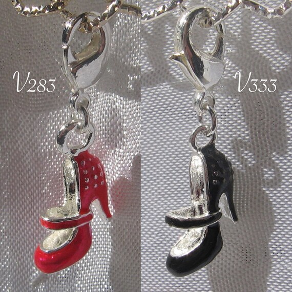 BRELOQUE CHAUSSURE, chaussure talon, au choix, chaussure rouge, chaussure noire, métal argenté, pendentif mousqueton, 33x15x5mm, *V283, V333