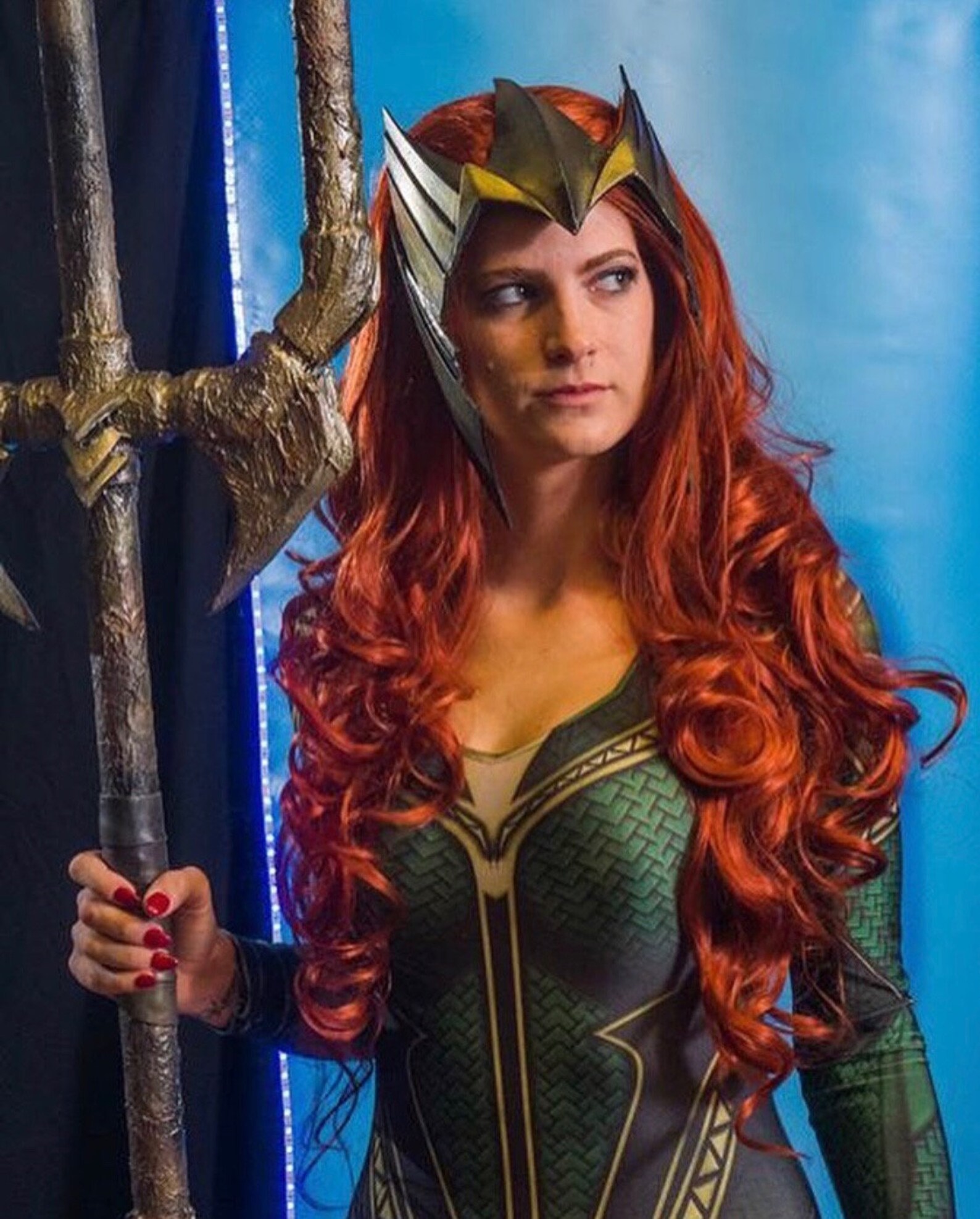 mera headpiece