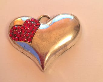 heart pendant + rhinestones Red