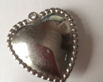 silver metal heart