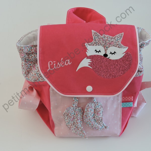 Sac à dos bébé, enfant personnalisable renard qui dort , prénom brodé ,  confectionné en tissus coton & Liberty Éloïse coloris dragée