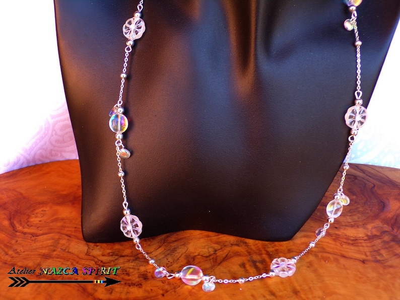 Collier Sautoir Bohème / Bijou Artisanal / Chaîne Plaqué Argent / Perles Soleils Gravés Cristal AB / Perles Ovales Cristal Aura /Multicolore image 2