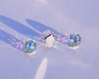 Cabochon Disco Ball de 8 mm / Cristal Autrichien Facetté/ Boules à Facettes / Fond Plat / Aurore Boréale / Multi Facettes / Multicolore