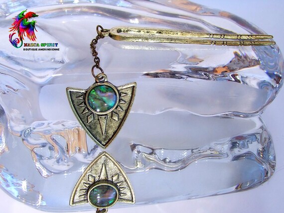 multicolored handcrafted iridescent kokopelli engraved silver kokopelli 1.57 4 cm round Amerindian magnifying glass pendant