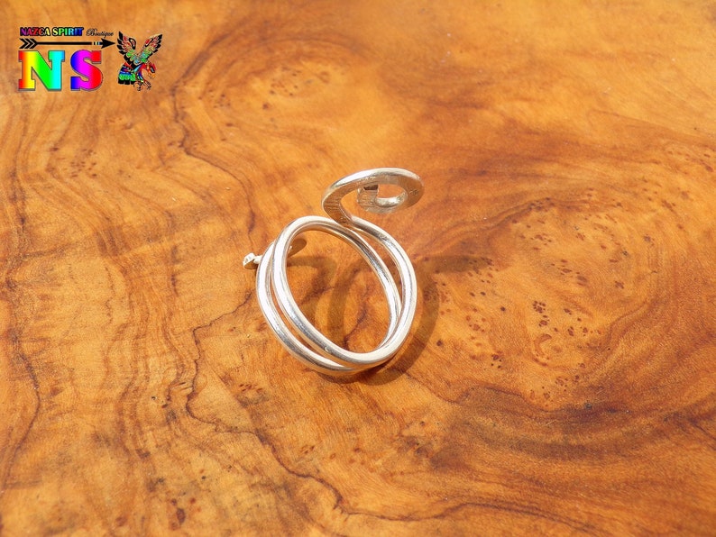 Adjustable ethnic ring in Sterling Silver T55size US 7.5-handmade handcrafted jewel-hammered silver finish-punched jewel