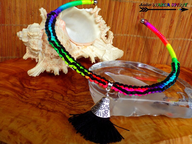 Necklace silver plated spirit Peru boho ethnic weaving macrame multicolor Rainbow pendant Pompom black