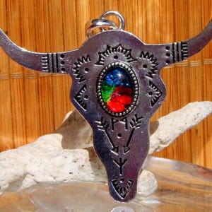 Large Ethnic Tribal Pendant of 7.1 cm Buffalo Ox Head Silver Metal Engravings Ethnic Symbols,Cabochon Artisanal Coloring image 2