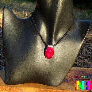 Verstellbare Halskette Rubin Anhänger rosa rot - Juwel aus Edelstein und Sterlingsilber -Einzigartige handwerkliche Kreation -Facettierter ovaler Rubin