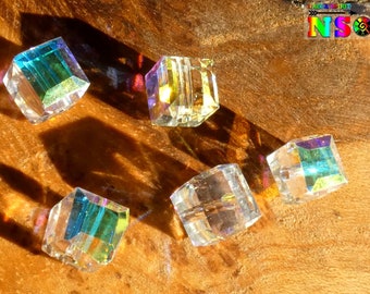 Perles cubes de 7 mm en Cristal Autrichien Aurore Boréale AB, pour création de bijoux en cristal,