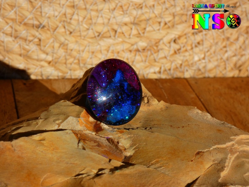 0.98 Artistic Creation Handmade - Cabochon Multicolored Iridescent for Creation Jewelry Cabochon Round in 2.5 cm Bombed Glass