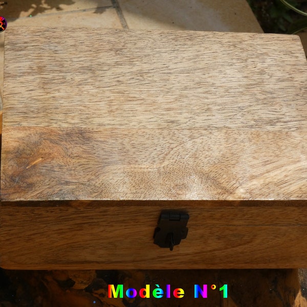 Rectangle Jewelry Box in Mango Wood, 17.5 cm x 12.5 cm, Height 7 cm, Wood Box for Leisure and Creations, Black Metal Clasp