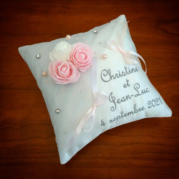 Coussin alliance mariage personnalisé / porte-alliances en rose et gris romantique