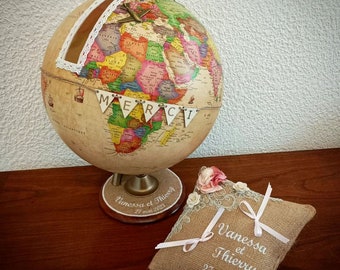 Kussen allianties jute en vintage earth globe voor bruiloft urn