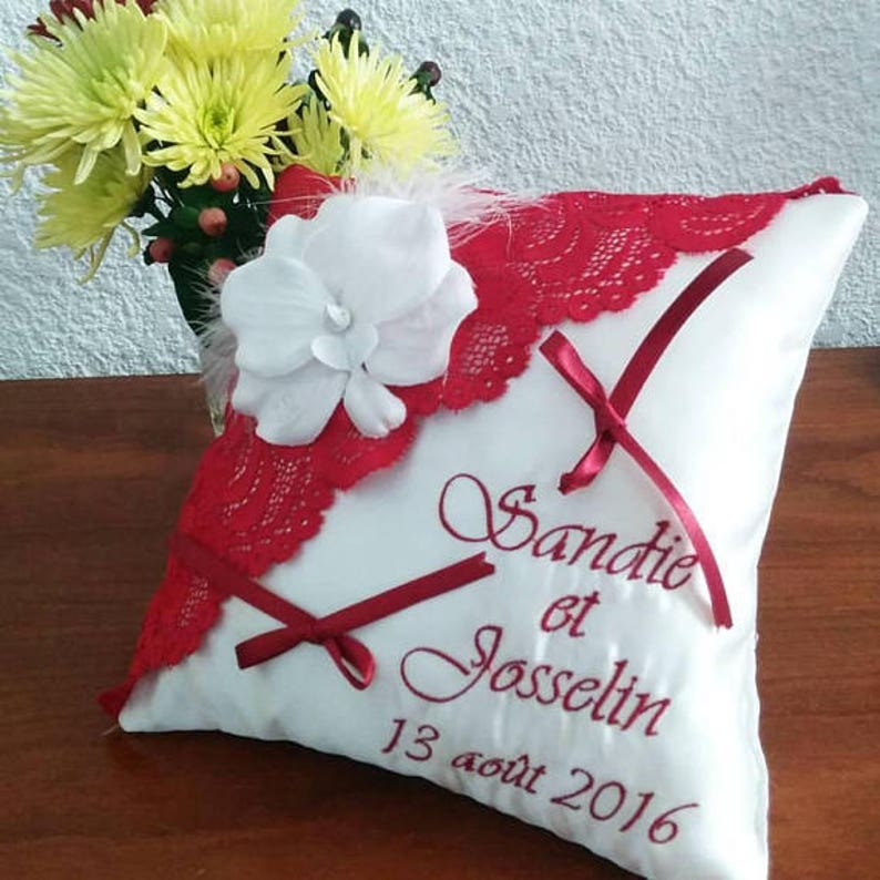 Visitez notre boutique, nombreux modèles disponibles. coussin d'alliances, coussin de mariage, porte-alliances personnalisé de votre choix image 7