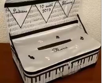 Tirelire / urne / boite pour enveloppe en forme de valise pour mariage sur le thème de la musique (ou autre) anniversaire communion retraite