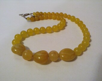 jade jaune collier,agate jaune solaire,grosse collier,multistone necklace,yellow pearls necklace,elegant,cadeau femme,nice gift for her