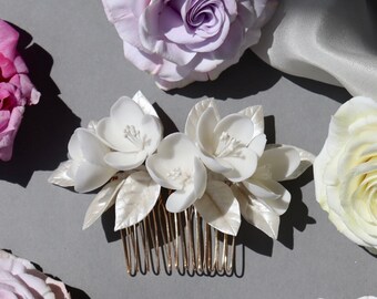 Bridal flower comb, Floral bridal comb, Golden bridal comb, Wedding comb, Golden leaves comb, Spring flower comb, Luxury comb