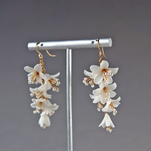 Flower Drop Earrings, Orange blossom earrings, Cascade bridal earrings, Bridal pearl earrings, 14K earrings, Wedding Pearl Dangle Earrings