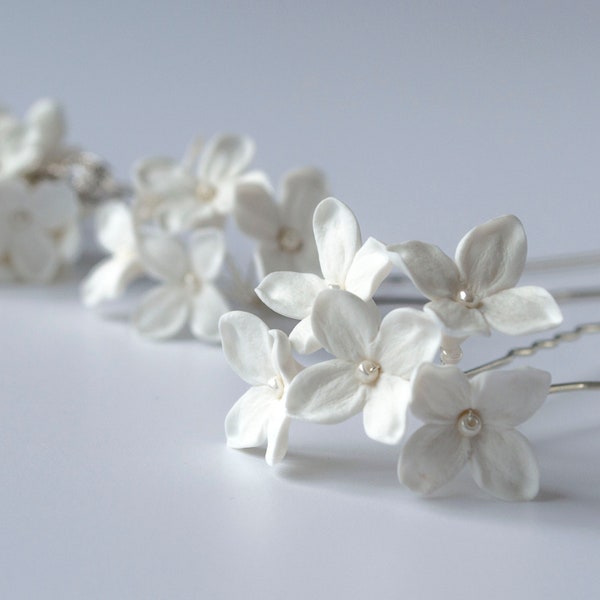 Flower bridal pin, White flower pin; French hair pin, Blossom hair pin, Wedding hair accessory, Boho pin, Spring flower pin