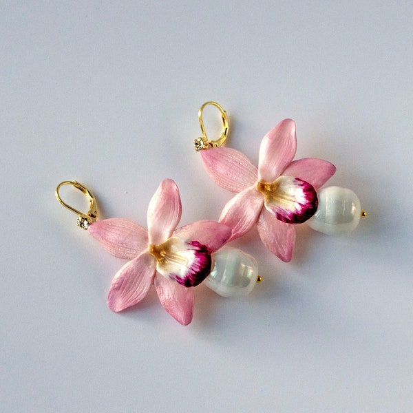 Flower earrings Orchid , Summer dangle earrings, Gift for her, Bridal earrings, Golden flower jewelry, boho style earrings