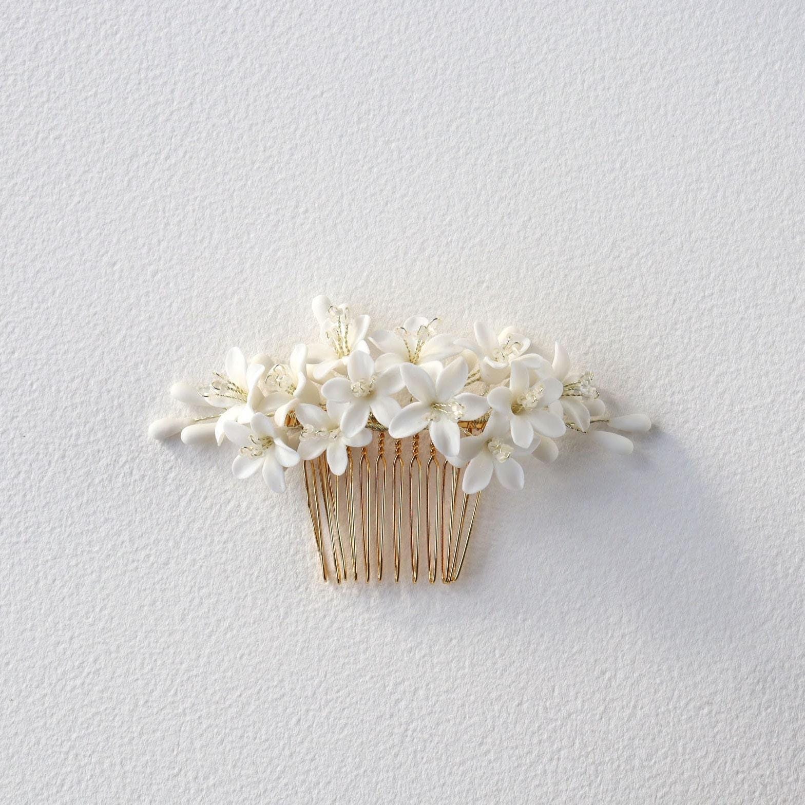 Peigne à Chignon En Howlite – Création Artisanale Unique – Atelier Lunaire