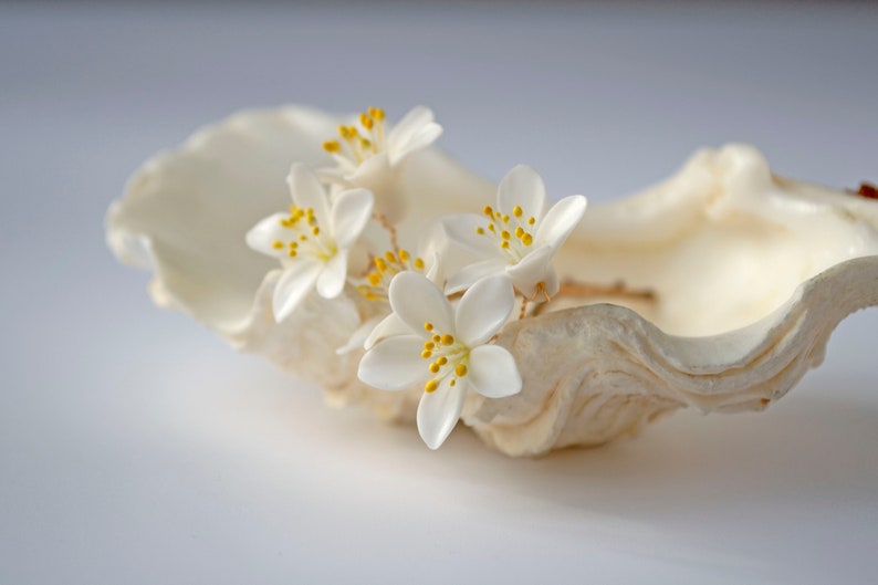 Orange blossom flowers bobby pin