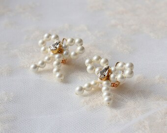 Bow earrings, bridal earrings, bow jewelry, wedding bow, bow beads earrings, Gift earrings, pearl bow earrings