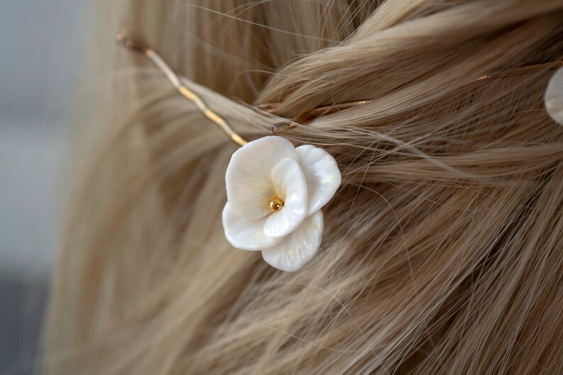 Ivory flower hair bobby pins, Bridesmaid flower clip, Bridal shower gift, Bride flower clip, Boho hair clip, Bohemian wedding clip image 7