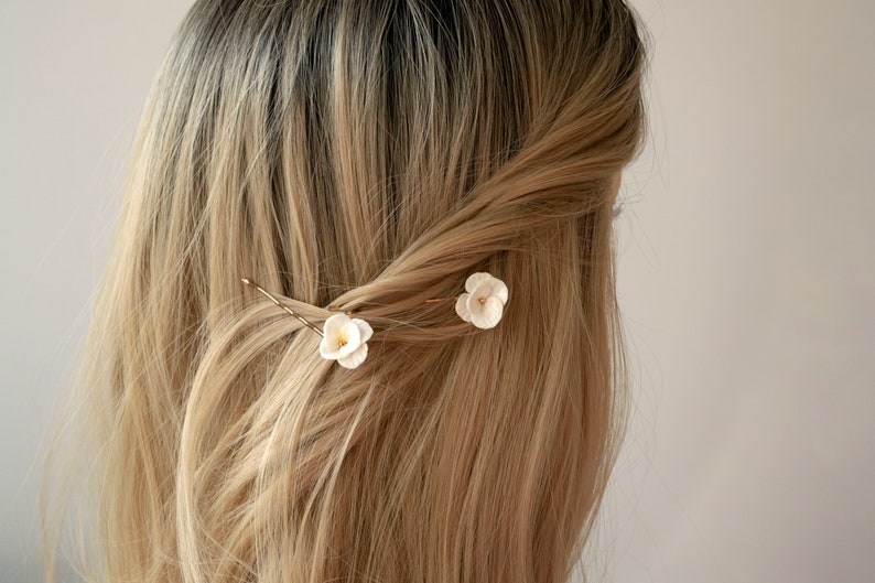 Ivory flower hair bobby pins, Bridesmaid flower clip, Bridal shower gift, Bride flower clip, Boho hair clip, Bohemian wedding clip image 9