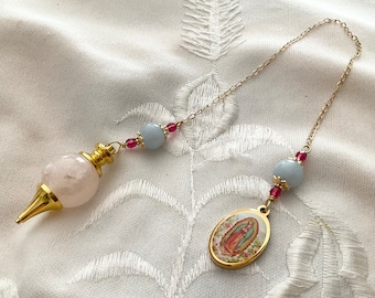 PENDULE en quartz rose et aigue marine pendentif Notre Dame de Guadalupe pour radiesthésie divination-bénédiction