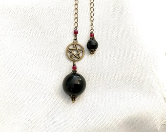 PENDULE avec perles en obsidienne et en verre tchèque et Pentacle en métal couleur bronze pour divination radiesthésie- Wicca gothique