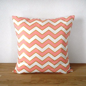 Funda de cojín 40 x 40 cm, tela estampada chevron o zigzag, color gris negro rosa melocotón, decoración de interiores, gráfico, tendencia