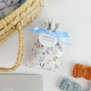 Scatola portaconfetti Liberty Theo polvere blu, nastro azzurro, etichetta in carta personalizzata, comunione, bimbo, Battesimo, babyshower, festa