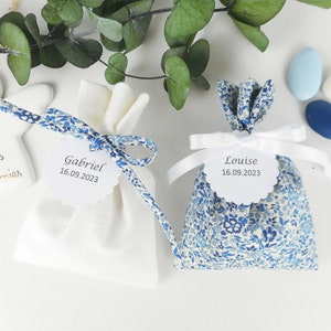 Lotto di 2 scatole per caramelle blu scuro Liberty Katie e Millie, tessuto e nastro bianco, etichetta di carta personalizzata, sacchetto per matrimonio, battesimo