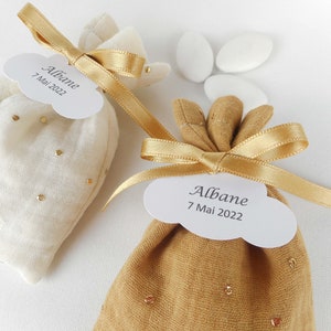 Ballotin with double gauze fabric, camel or ecru, gold polka dots, gold ribbon, customizable paper label, bag, Wedding, baptism image 2