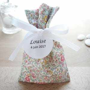 Scatola di caramelle pastello Liberty Katie e Millie, nastro bianco, etichetta di carta personalizzata, sacchetto, borsa, matrimonio, battesimo, bambino