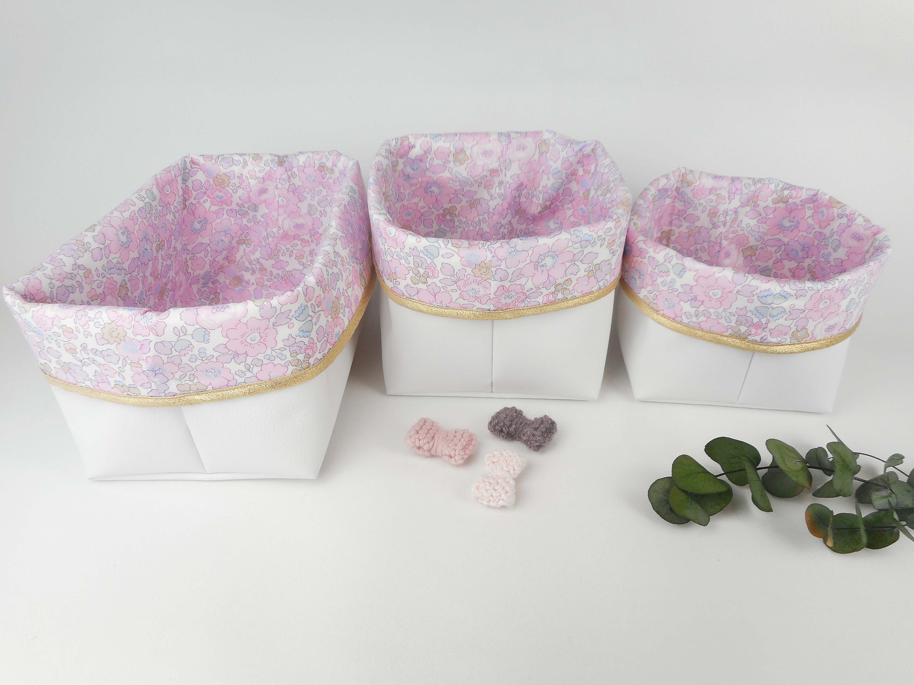 Lot 3 Paniers de Rangement , Petit Moyen et Rectangle Simili Blanc Liberty Betsy Rose Buvard Bord Do