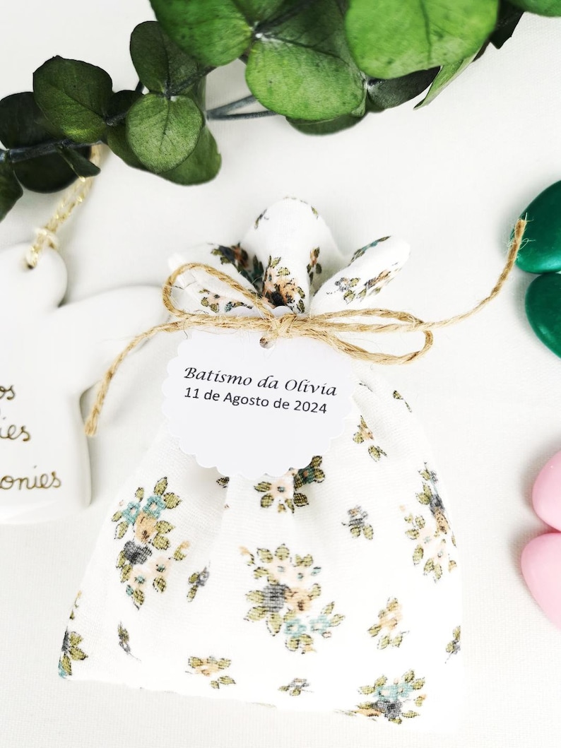 25 Pochettes en Toile de Jute Coeur + Croix Ballotin Contenants à Dragées Sachets bijoux Cadeaux