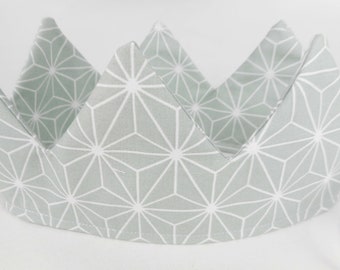 Birthday crown, prototype, princess disguise, prince, queen, king, Japanese stars, celadon green, white ribbon, epiphany