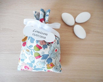 80 caixas de doces de porcelana Liberty Betsy, fita branca, etiqueta de papel personalizada, bolsa de casamento, bolsa, batismo de menina