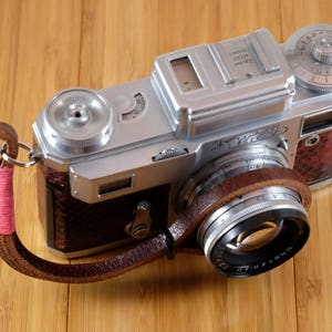Brown Leather Camera Wrist Strap, Buffalo Leather Strap, Leather Camera Wrist Strap, Handmade Camera Strap, Vintage Camera Strap