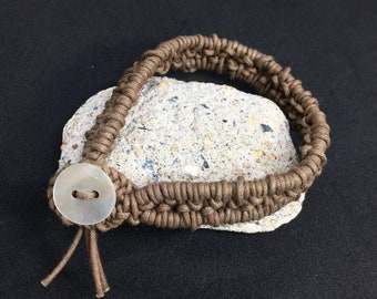 Macramé cotton thread bracelet