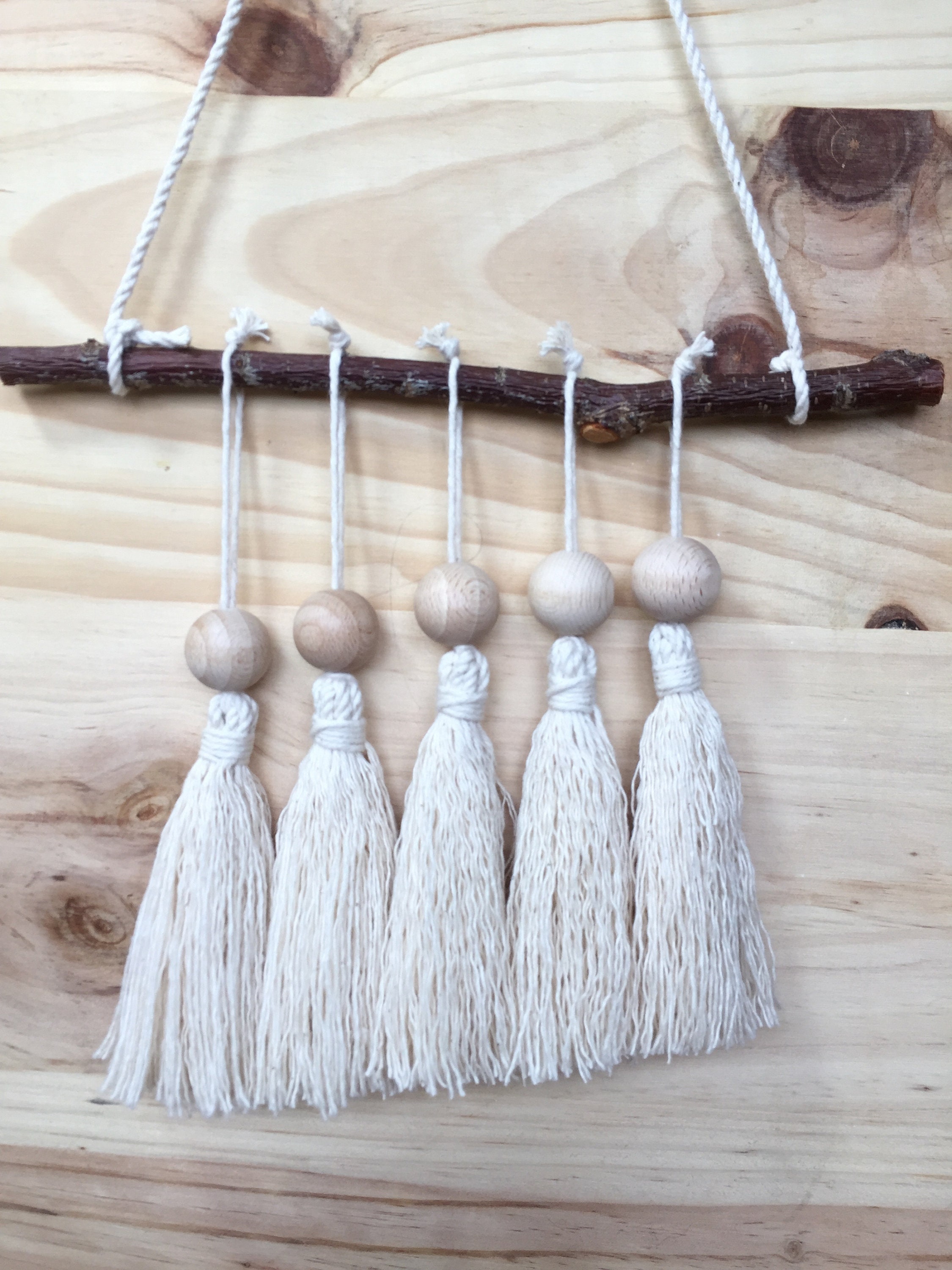 Décoration Murale Pompons