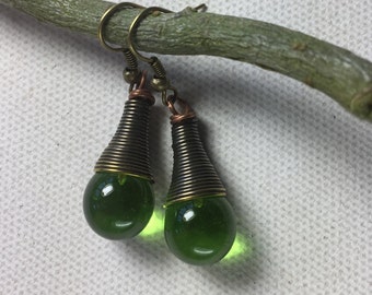 Earrings green spun glass beads