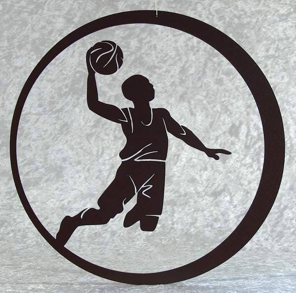 Joueur de Basket en Bois Découpé